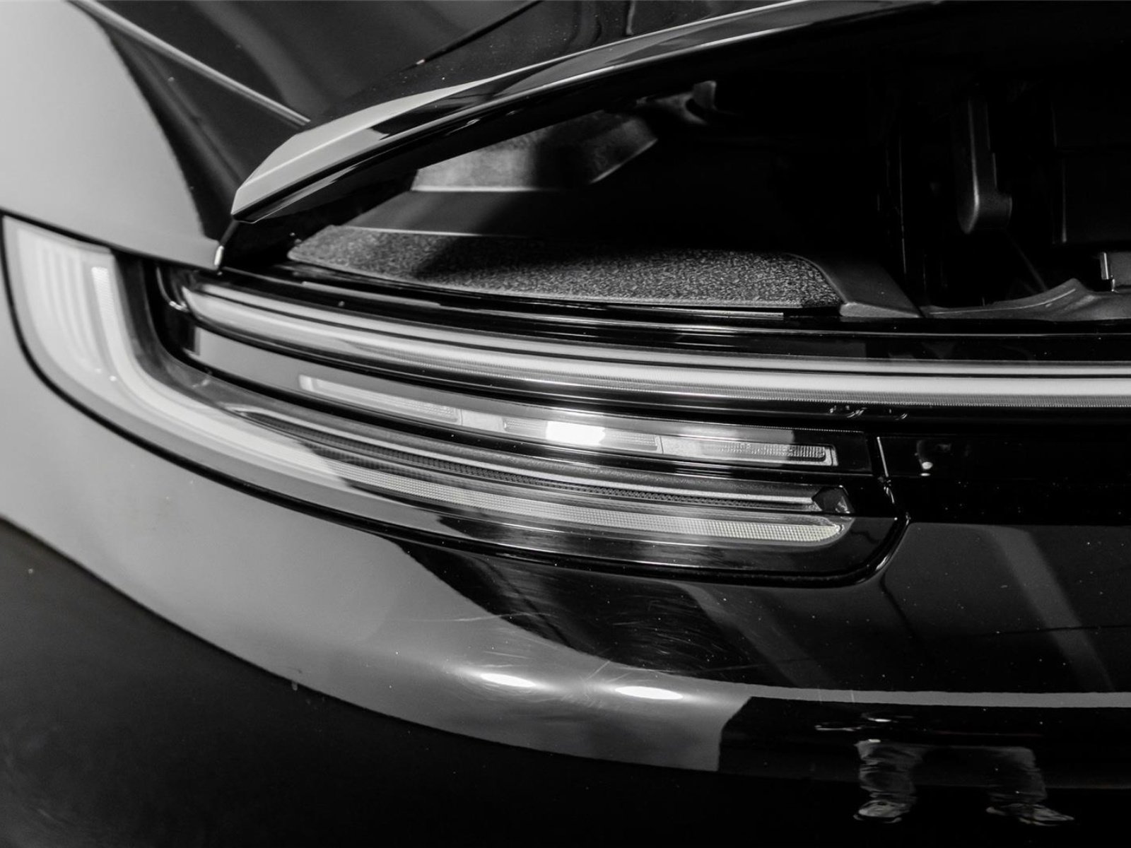 Used 2024 Porsche 911 Targa 4 GTS image 12