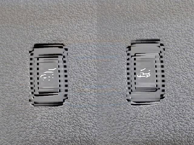 Used 2024 Buick Enclave Avenir w/ LPO, Floor Liner Package image 38