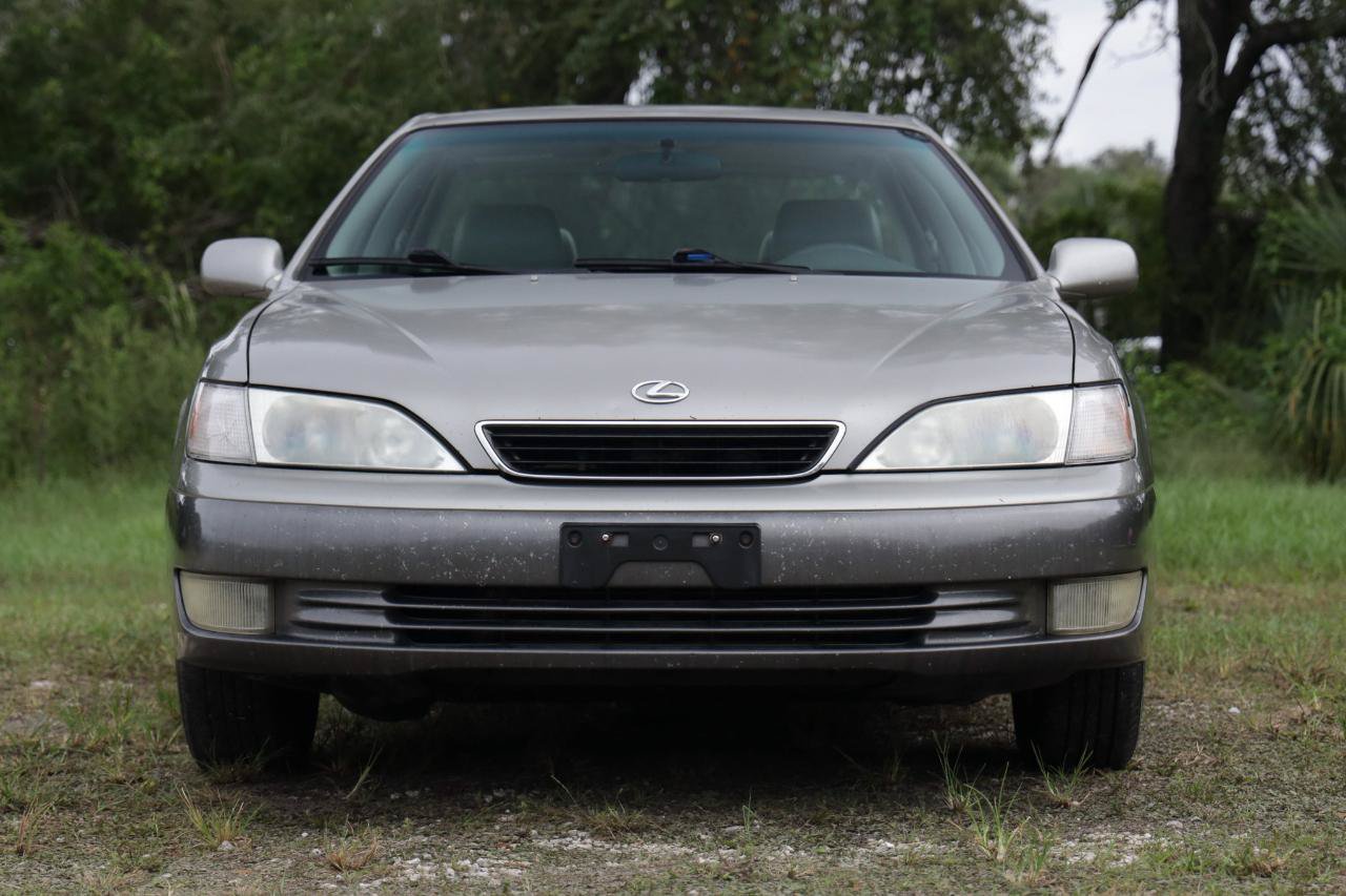 Used 1998 Lexus ES 330 w/ Leather Trim Pkg FWD image 17