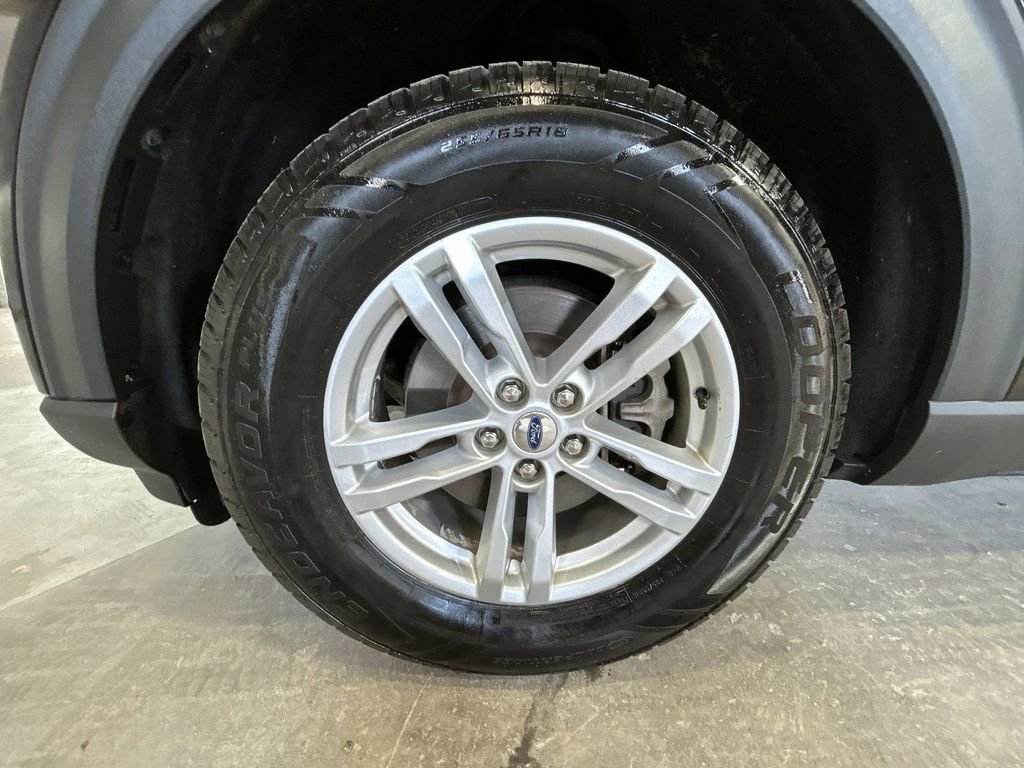 Used 2020 Ford Explorer XLT w/ Equipment Group 202A image 10