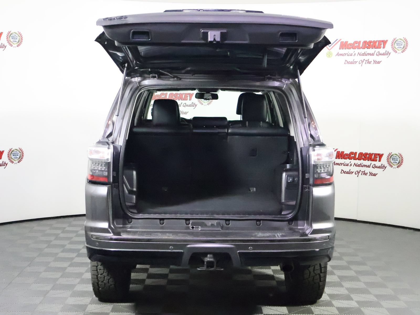 Used 2019 Toyota 4Runner Limited AWD/4WD image 9