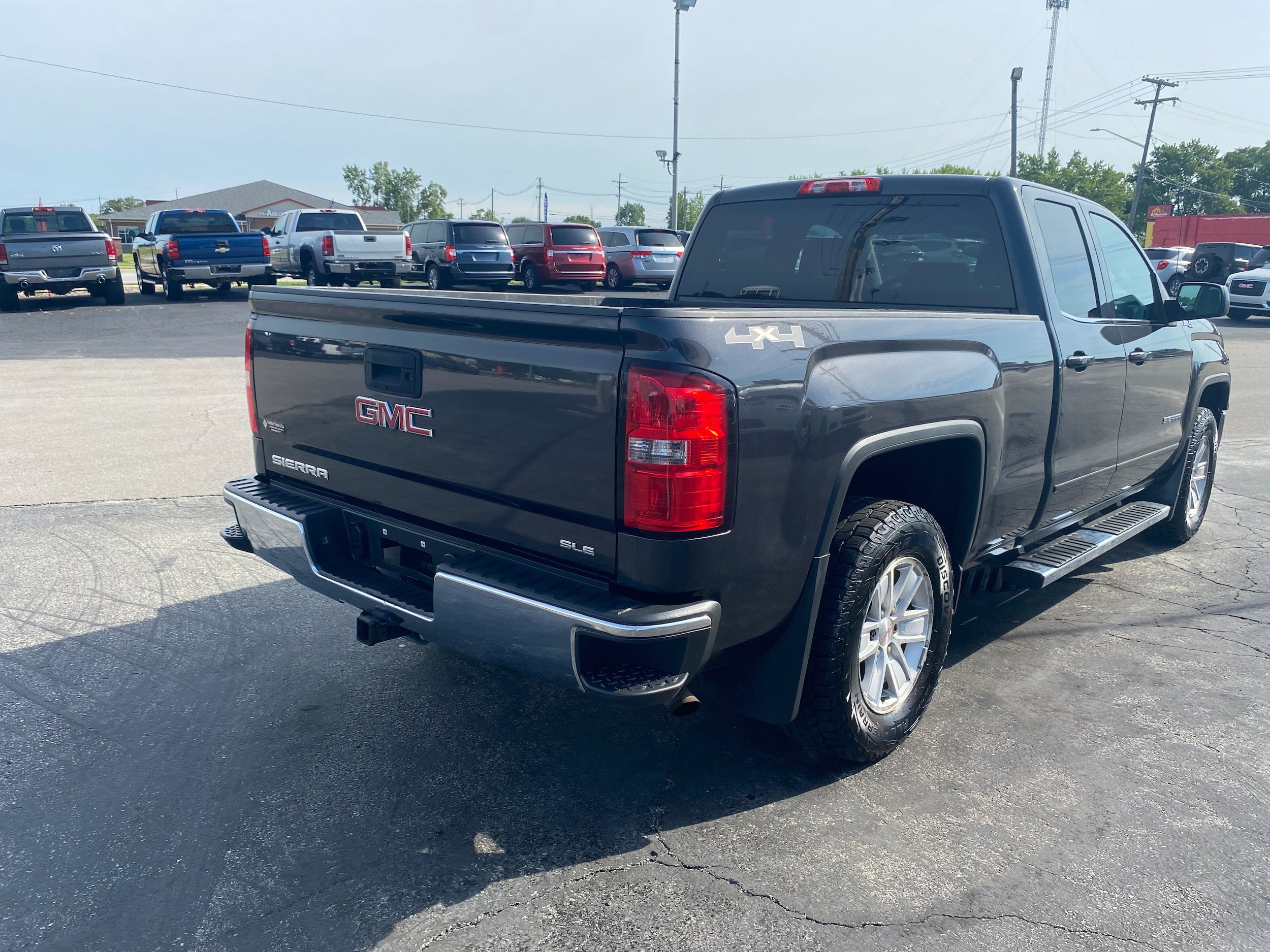 Used 2014 GMC Sierra 1500 SLE AWD/4WD image 5