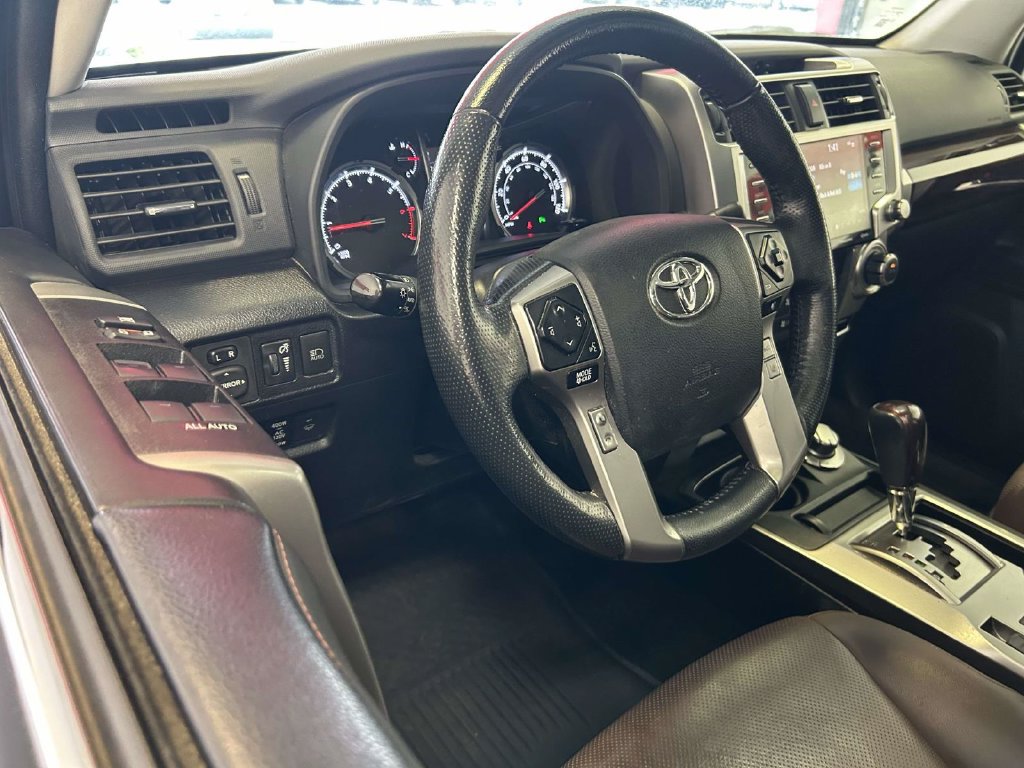Used 2024 Toyota 4Runner Limited AWD/4WD image 14