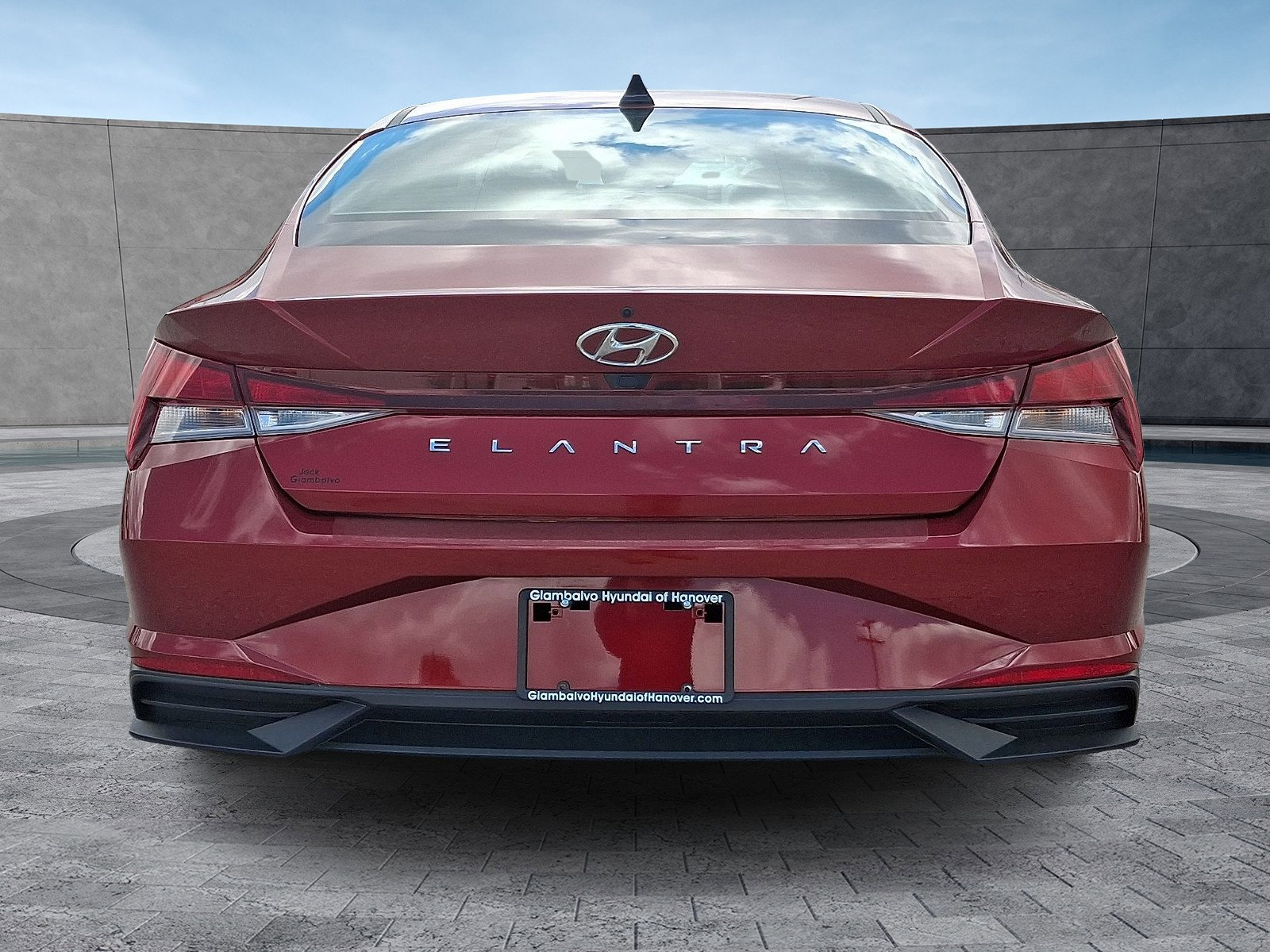 Certified 2023 Hyundai Elantra SEL w/ Convenience Package FWD image 9