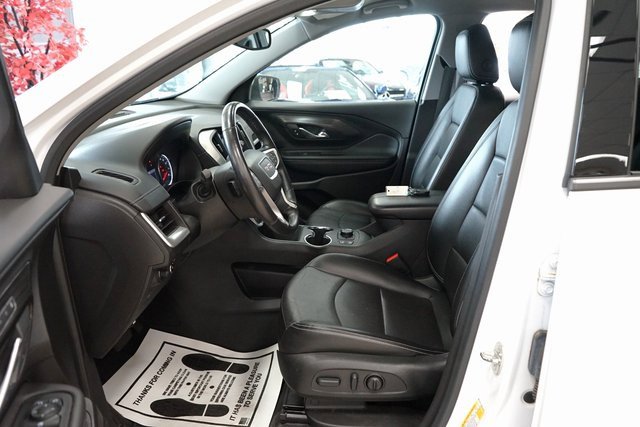 Used 2022 GMC Terrain SLT image 23