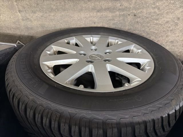Used 2016 Chrysler Town & Country Touring FWD image 8