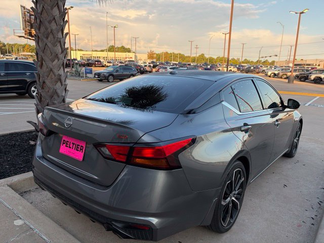 Used 2024 Nissan Altima 2.5 SR w/ SR Premium Package FWD image 18