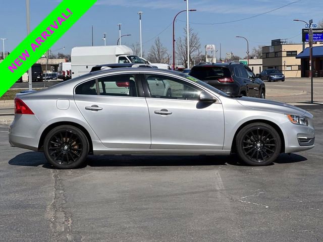 Used 2015 Volvo S60 T5 Premier image 2