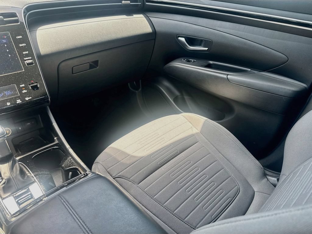 Used 2022 Hyundai Santa Cruz SEL Premium AWD/4WD image 25