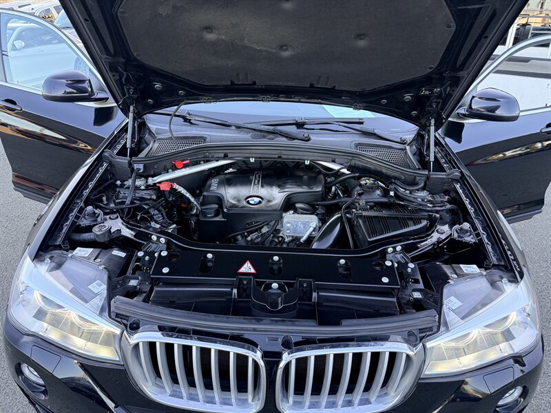 Used 2016 BMW X4 xDrive28i AWD/4WD image 34