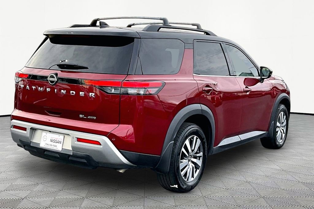 Used 2022 Nissan Pathfinder SL image 5