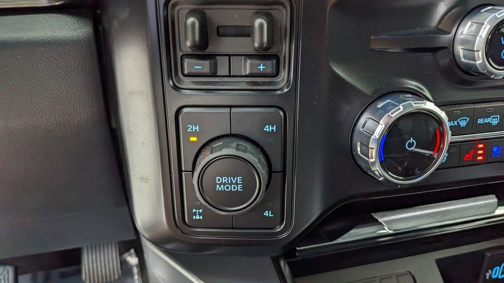 New 2025 Ford F350 Lariat w/ Lariat Ultimate Package image 29