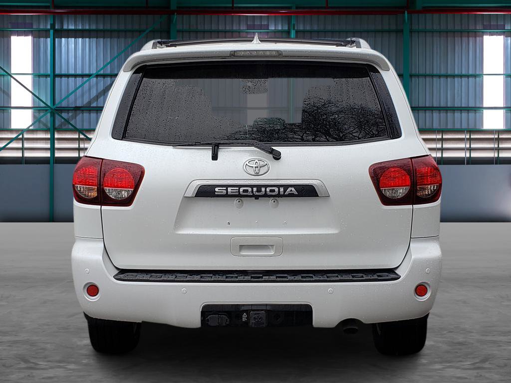 Used 2022 Toyota Sequoia Platinum image 4