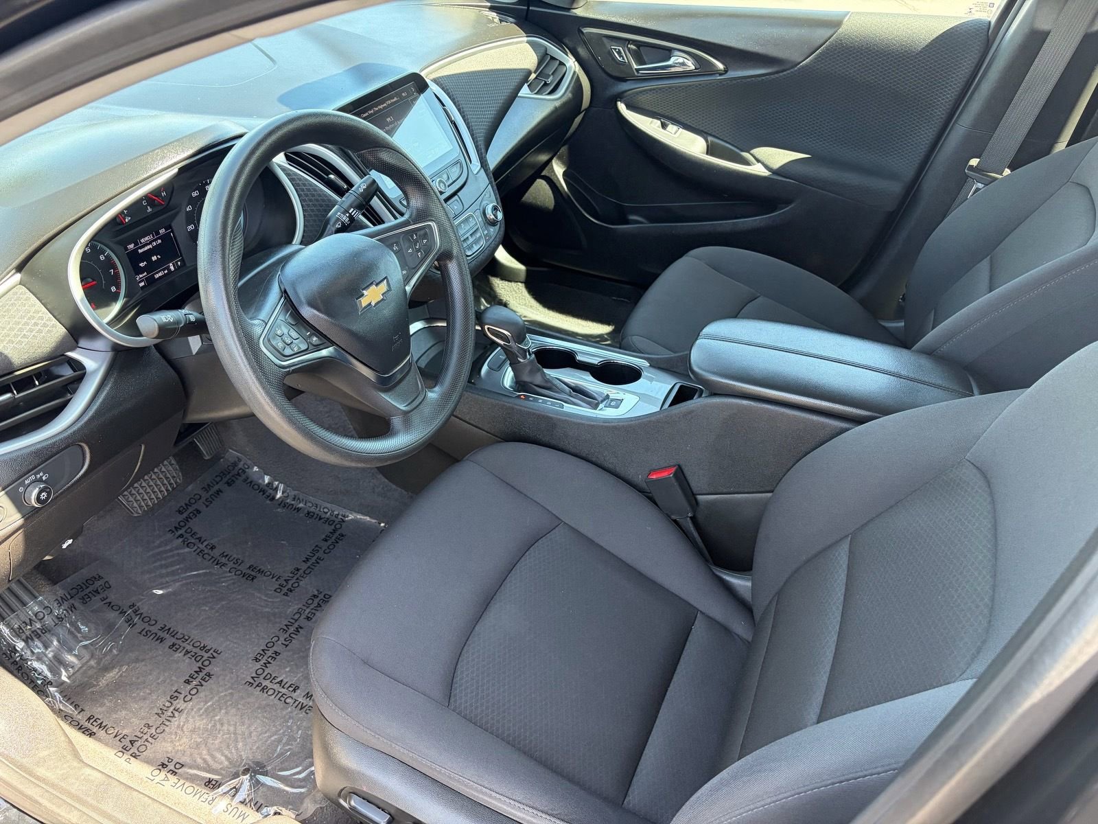 Used 2023 Chevrolet Malibu LT FWD image 9