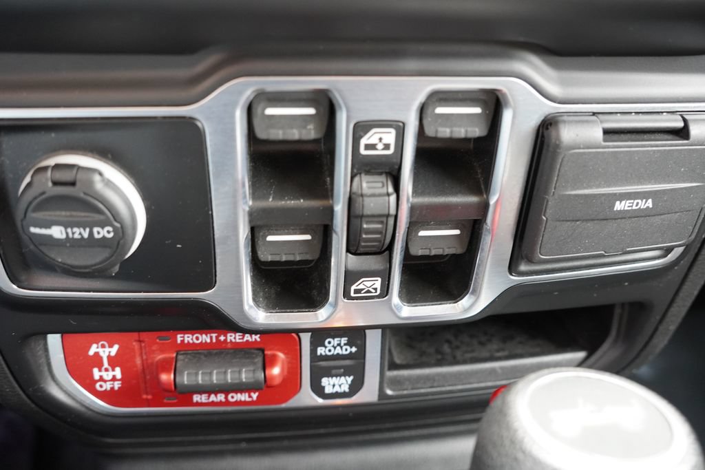 Used 2022 Jeep Wrangler Unlimited Rubicon AWD/4WD image 29