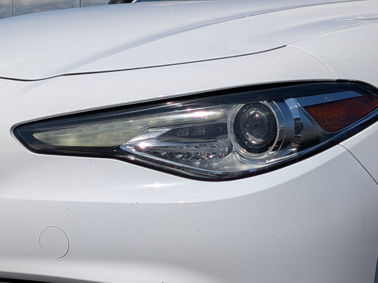 Used 2018 Alfa Romeo Giulia AWD image 10