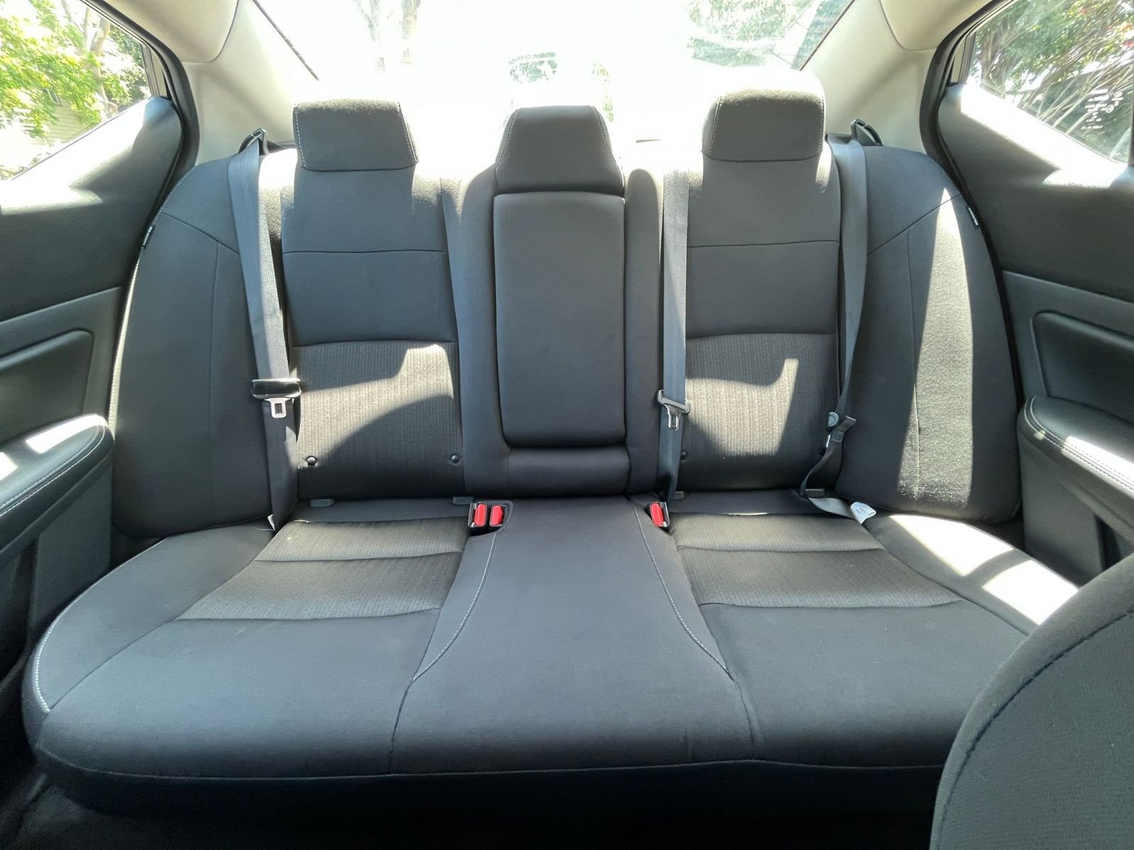 Used 2025 Nissan Altima 2.5 SV FWD image 37