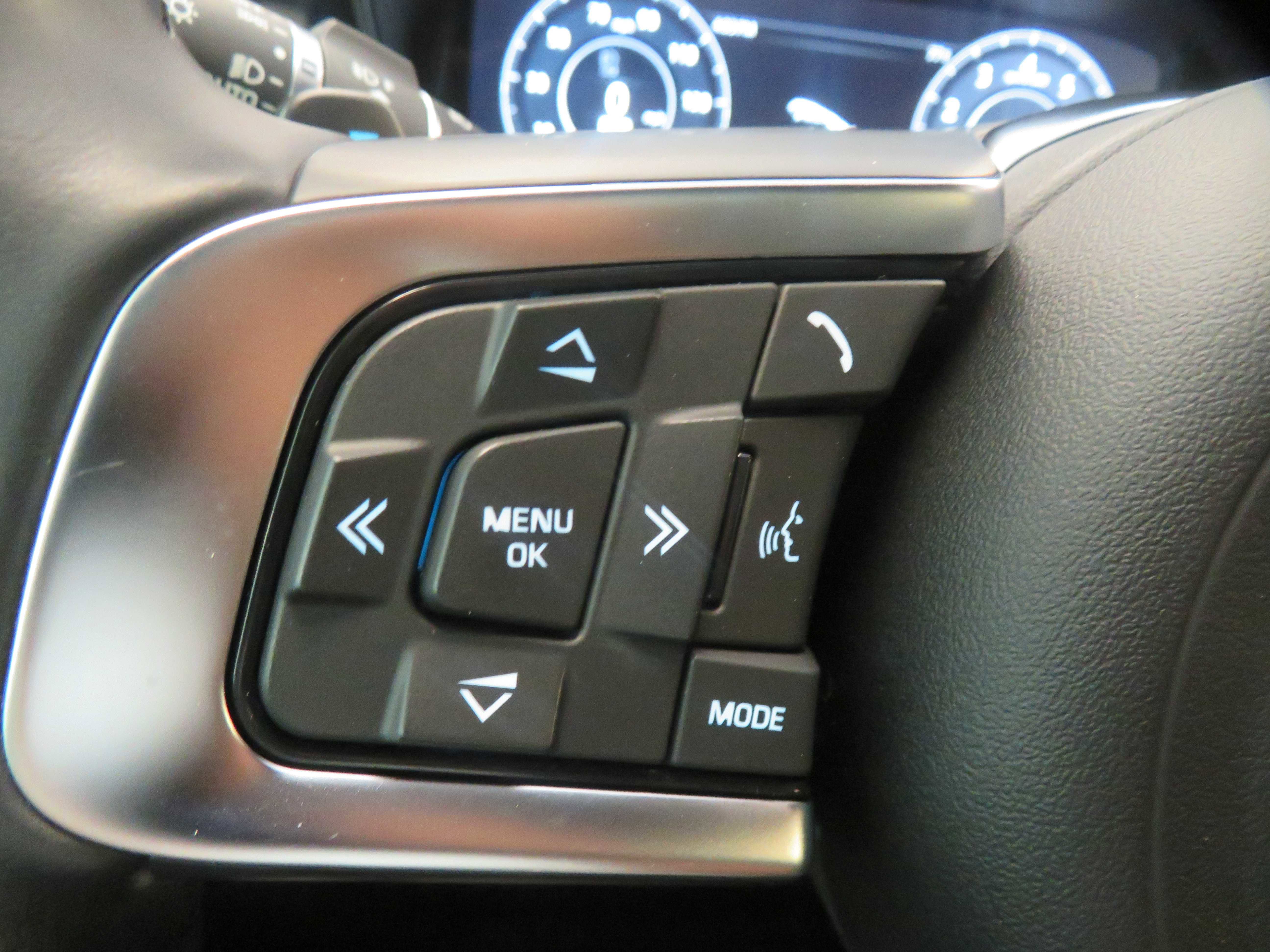 Used 2020 Jaguar E-PACE R-Dynamic SE AWD/4WD image 32