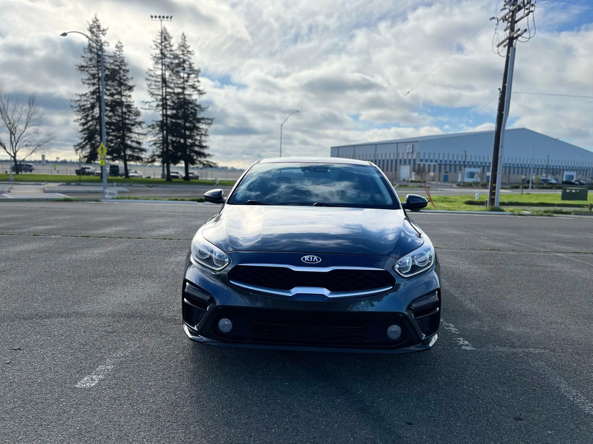 Used 2019 Kia Forte LXS FWD image 2