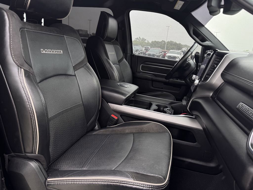 Used 2024 RAM 2500 Laramie w/ Night Edition image 27