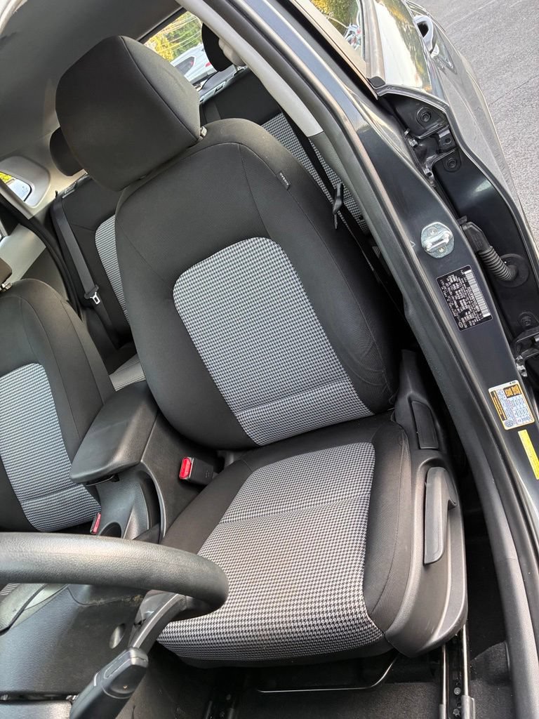 Used 2021 Hyundai Kona SE FWD image 17