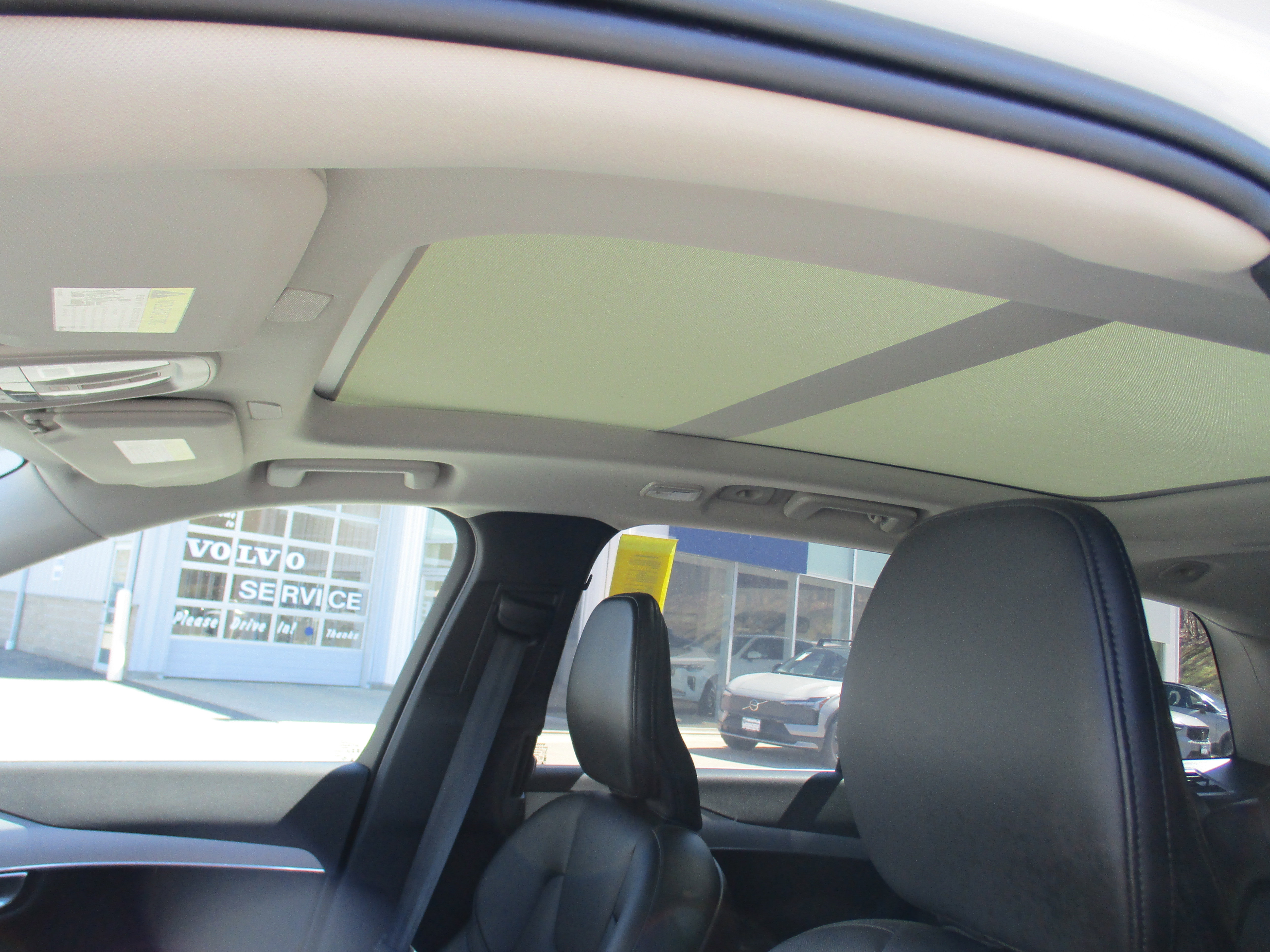 Certified 2023 Volvo XC90 B5 Core w/ Climate Package AWD/4WD image 10