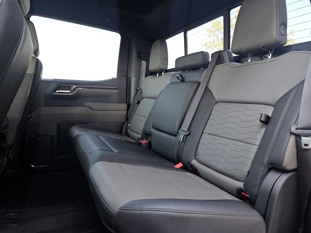 Used 2024 Chevrolet Silverado 1500 ZR2 w/ Technology Package image 20