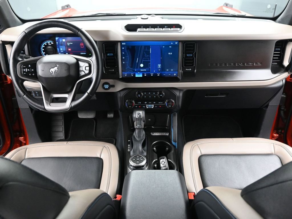 Used 2023 Ford Bronco Wildtrak image 21