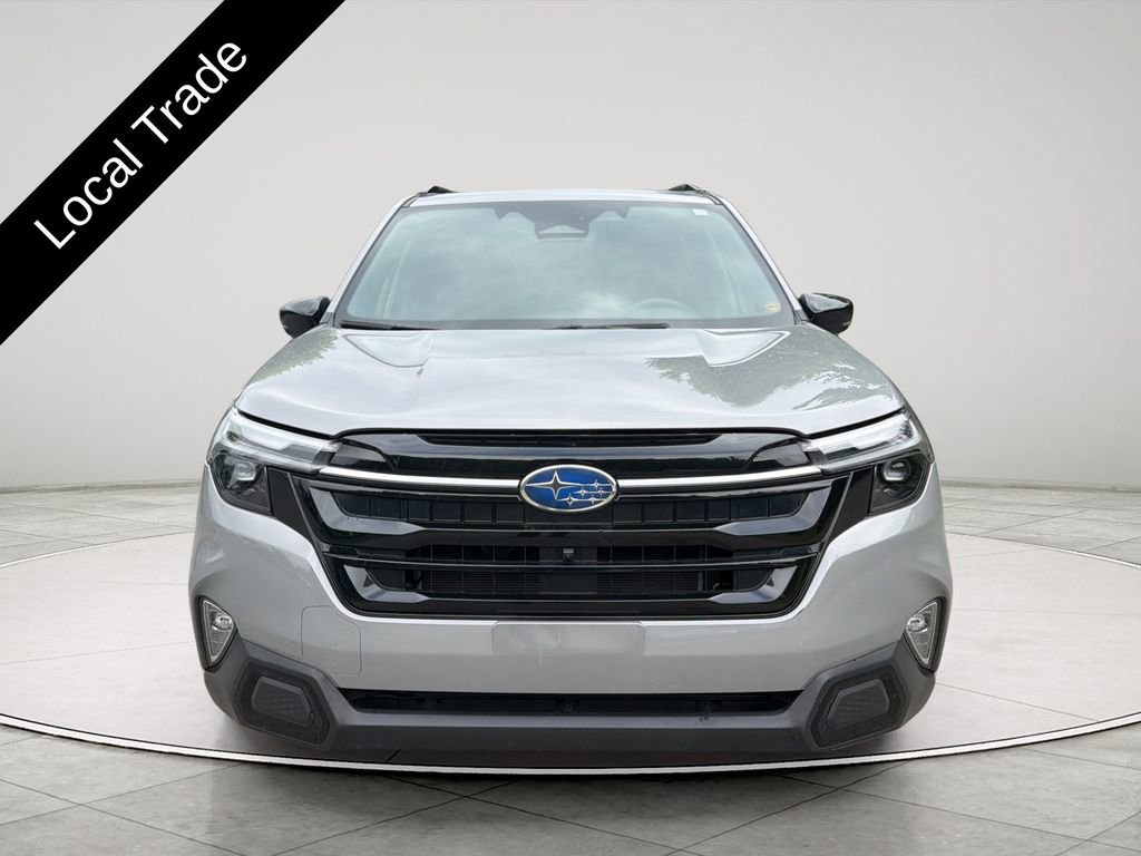 Used 2025 Subaru Forester Touring w/ Popular Package - Touring AWD/4WD image 8
