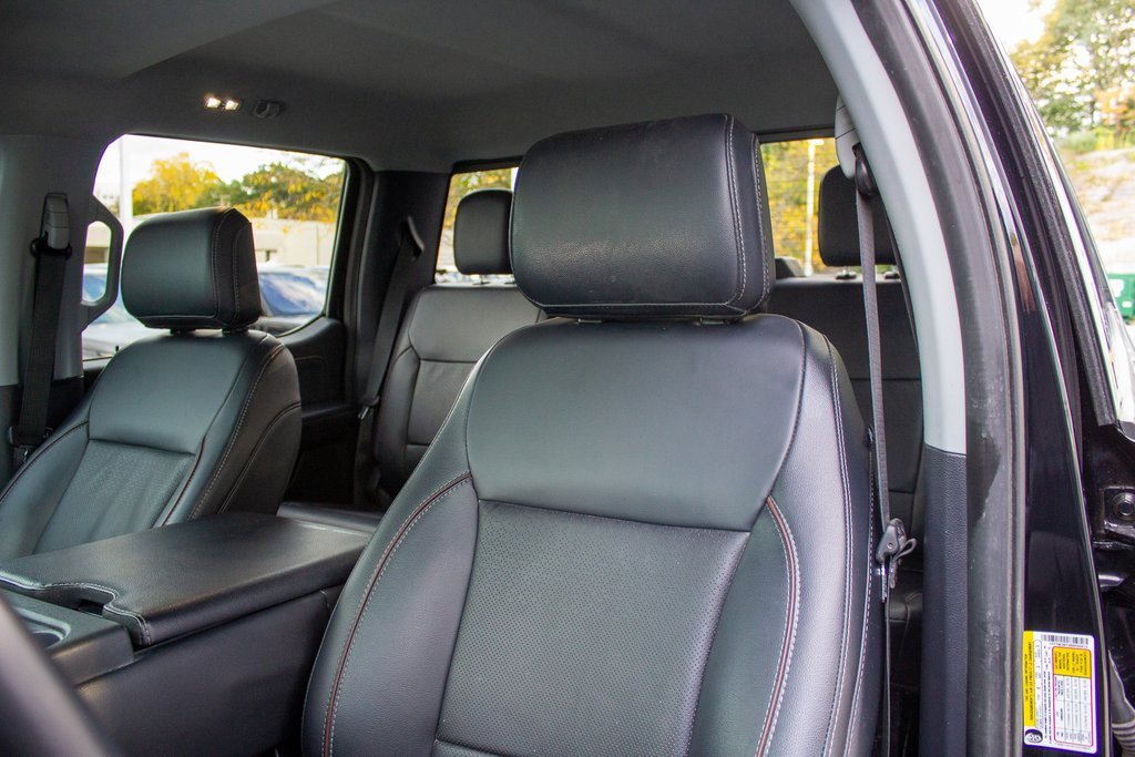 Used 2024 Ford F250 Lariat w/ Sport Appearance Package image 12