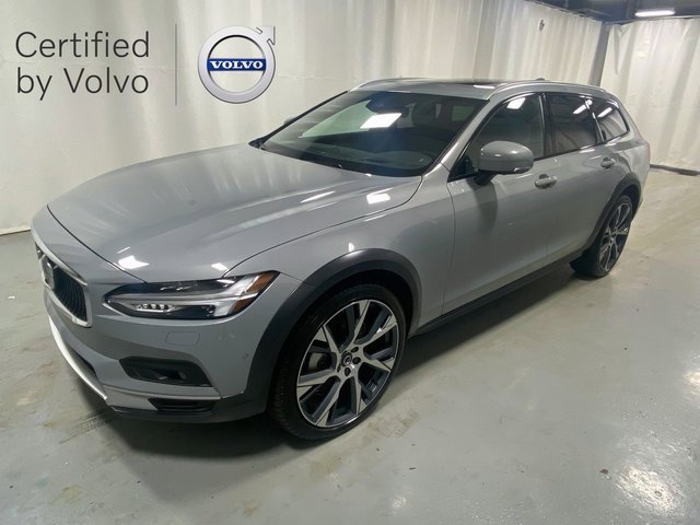 Certified 2025 Volvo V90 B6 Cross Country Ultra