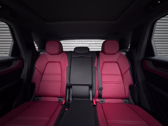 New 2026 Porsche Cayenne AWD/4WD image 27