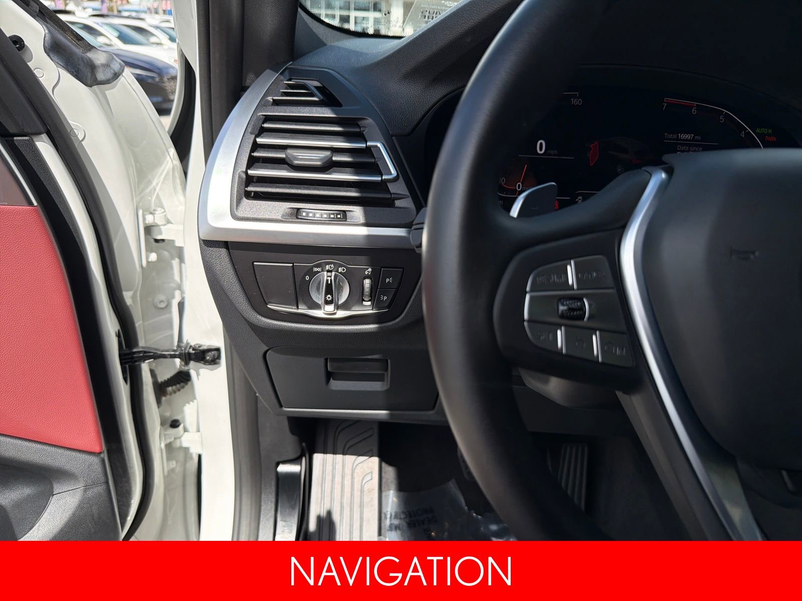 Used 2023 BMW X3 sDrive30i w/ Premium Package w/ZPA image 14