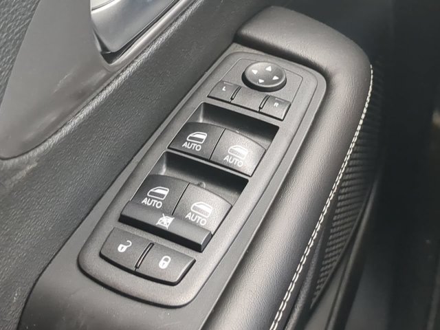New 2026 Chrysler Pacifica Select FWD image 29