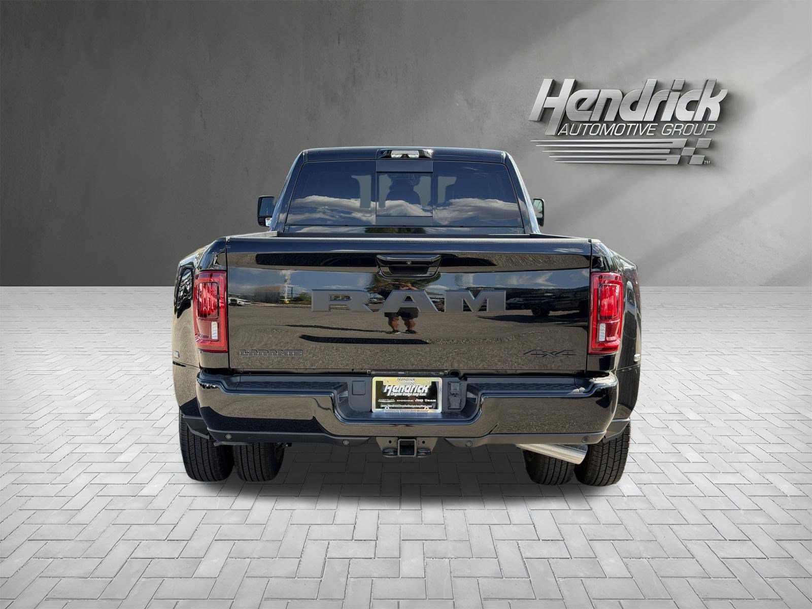 New 2026 RAM 3500 Laramie AWD/4WD image 9