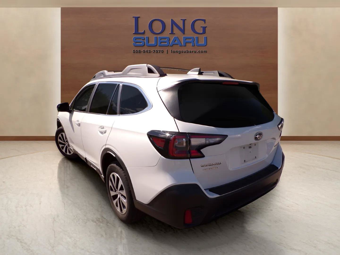 Used 2020 Subaru Outback Premium AWD/4WD image 3