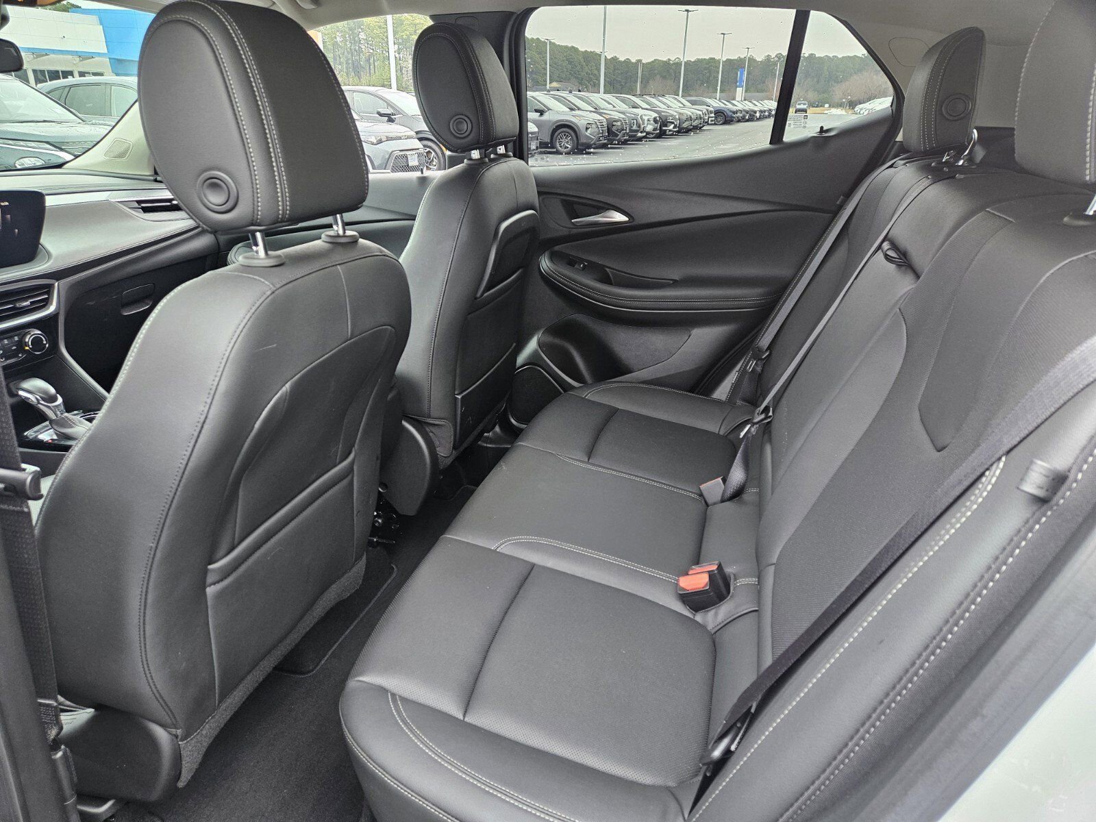 Used 2024 Buick Encore GX Sport Touring w/ Comfort Package image 10