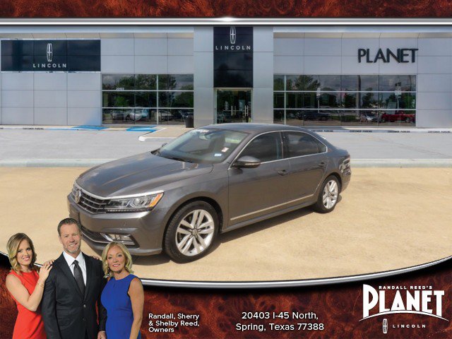 Used 2017 Volkswagen Passat 1.8T SEL Premium FWD image 1