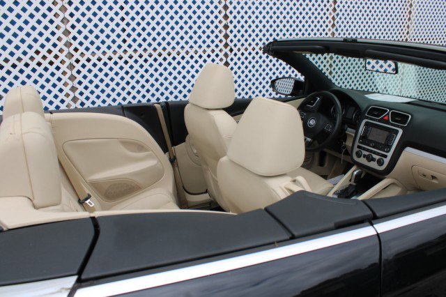 Used 2015 Volkswagen Eos Komfort image 15