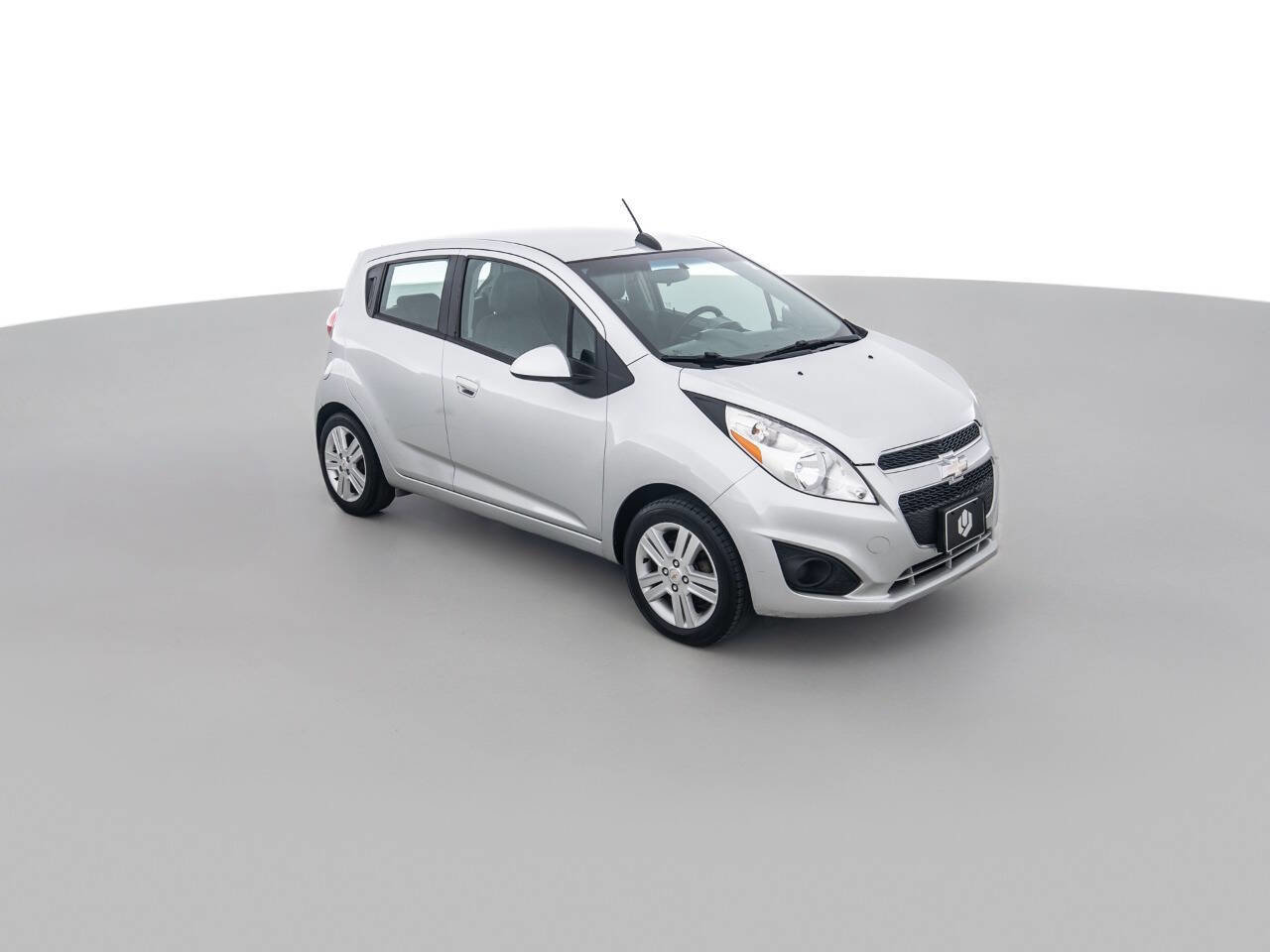 Used 2015 Chevrolet Spark LT image 3