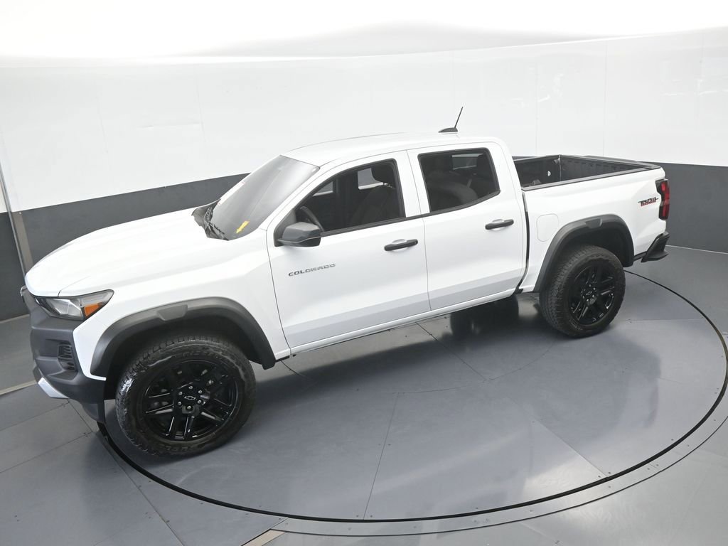 Used 2024 Chevrolet Colorado Trail Boss image 45