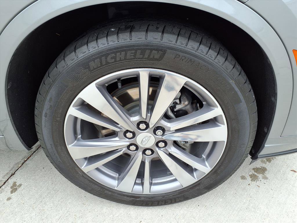 Used 2024 Cadillac XT6 Premium Luxury FWD image 7
