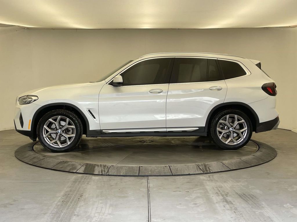 Used 2022 BMW X3 xDrive30i w/ Convenience Package image 2