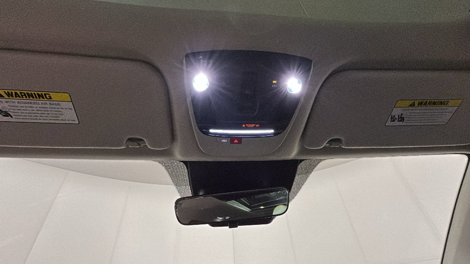 Used 2025 Kia Sorento S w/ Panoramic Sunroof Package FWD image 26