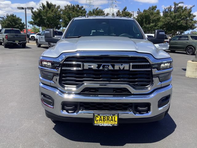 New 2026 RAM 3500 Tradesman AWD/4WD image 4