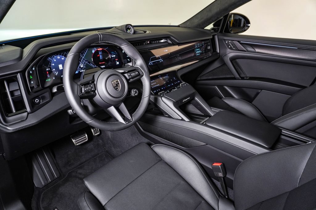 New 2026 Porsche Cayenne Turbo AWD/4WD image 4