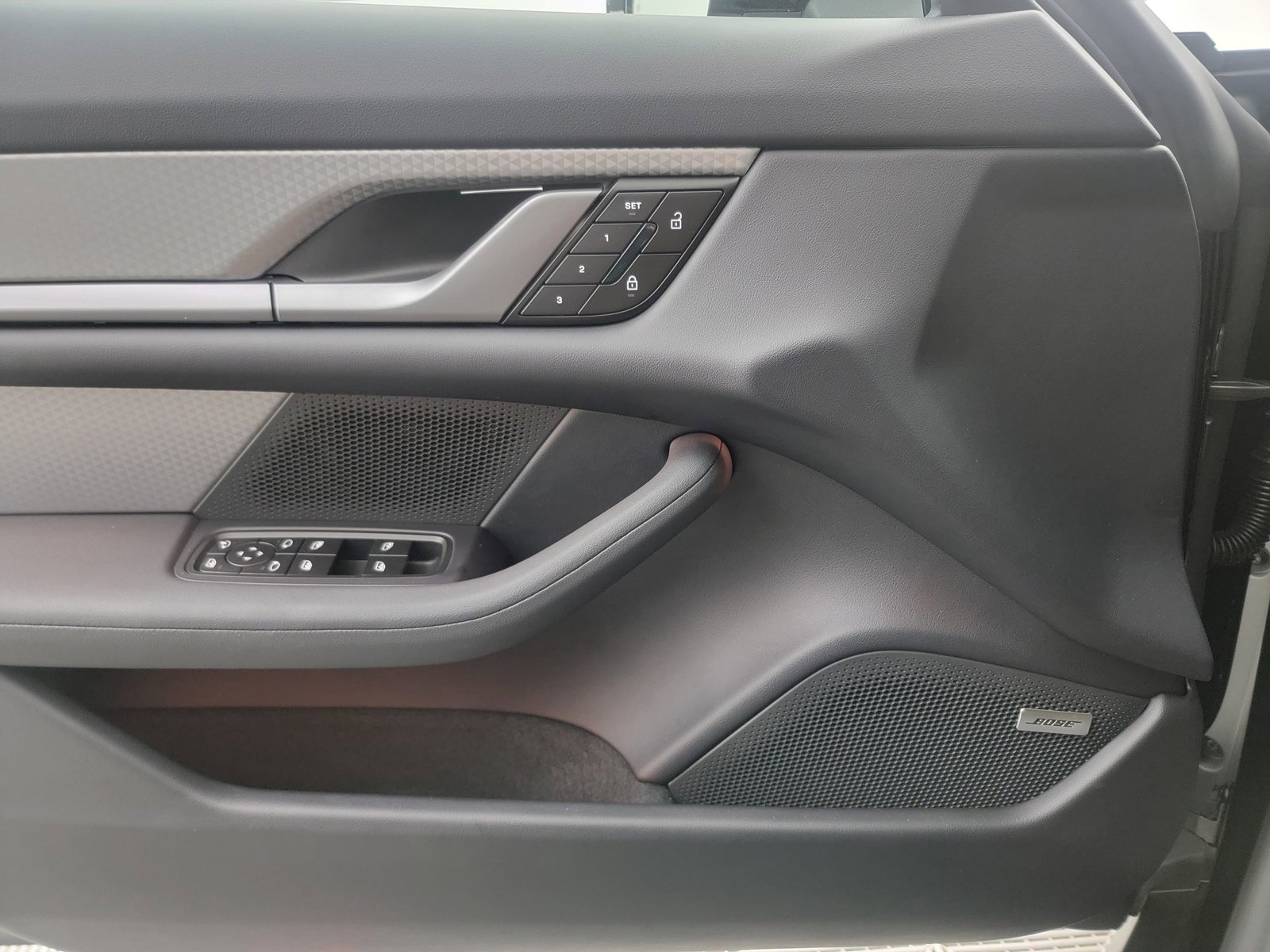 New 2025 Porsche Taycan AWD/4WD image 17