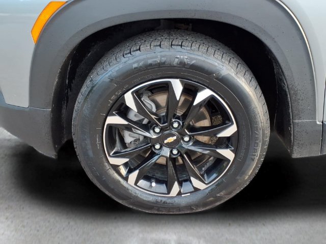 Used 2023 Chevrolet TrailBlazer LT w/ Convenience Package AWD/4WD image 10