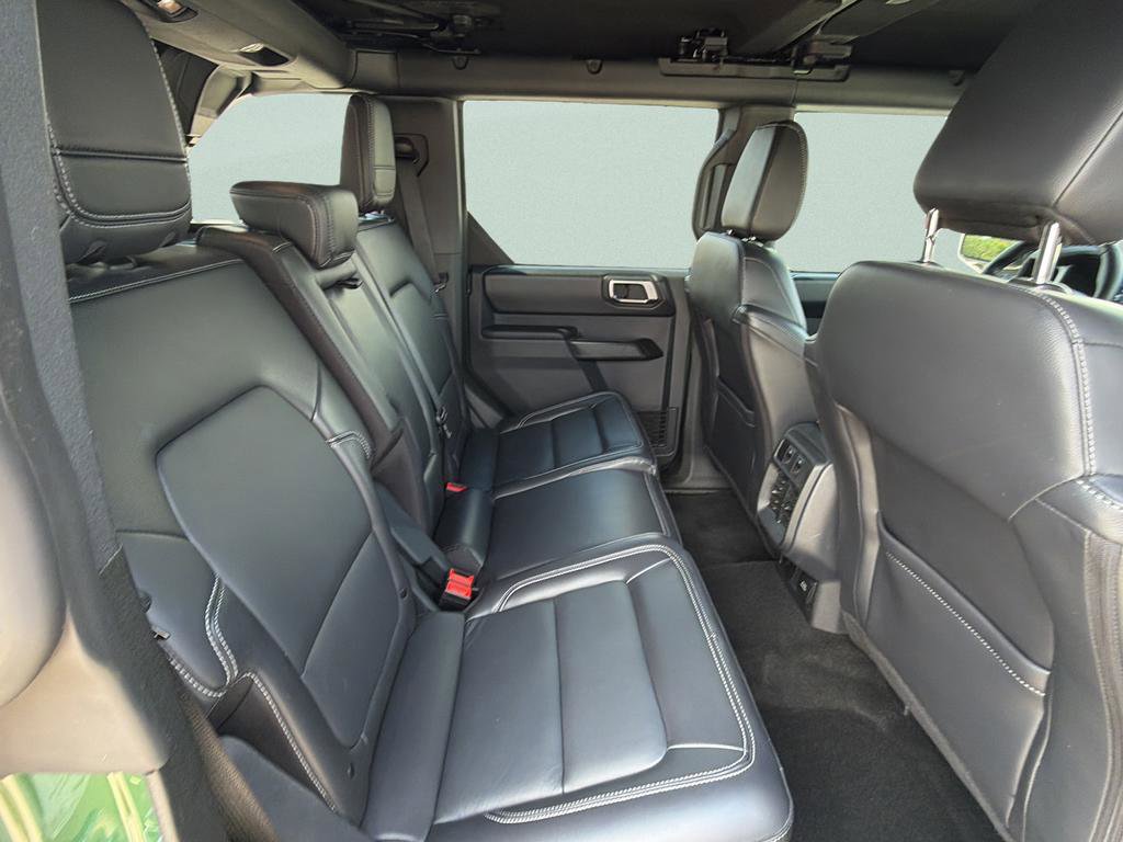 Used 2025 Ford Bronco Outer Banks image 12