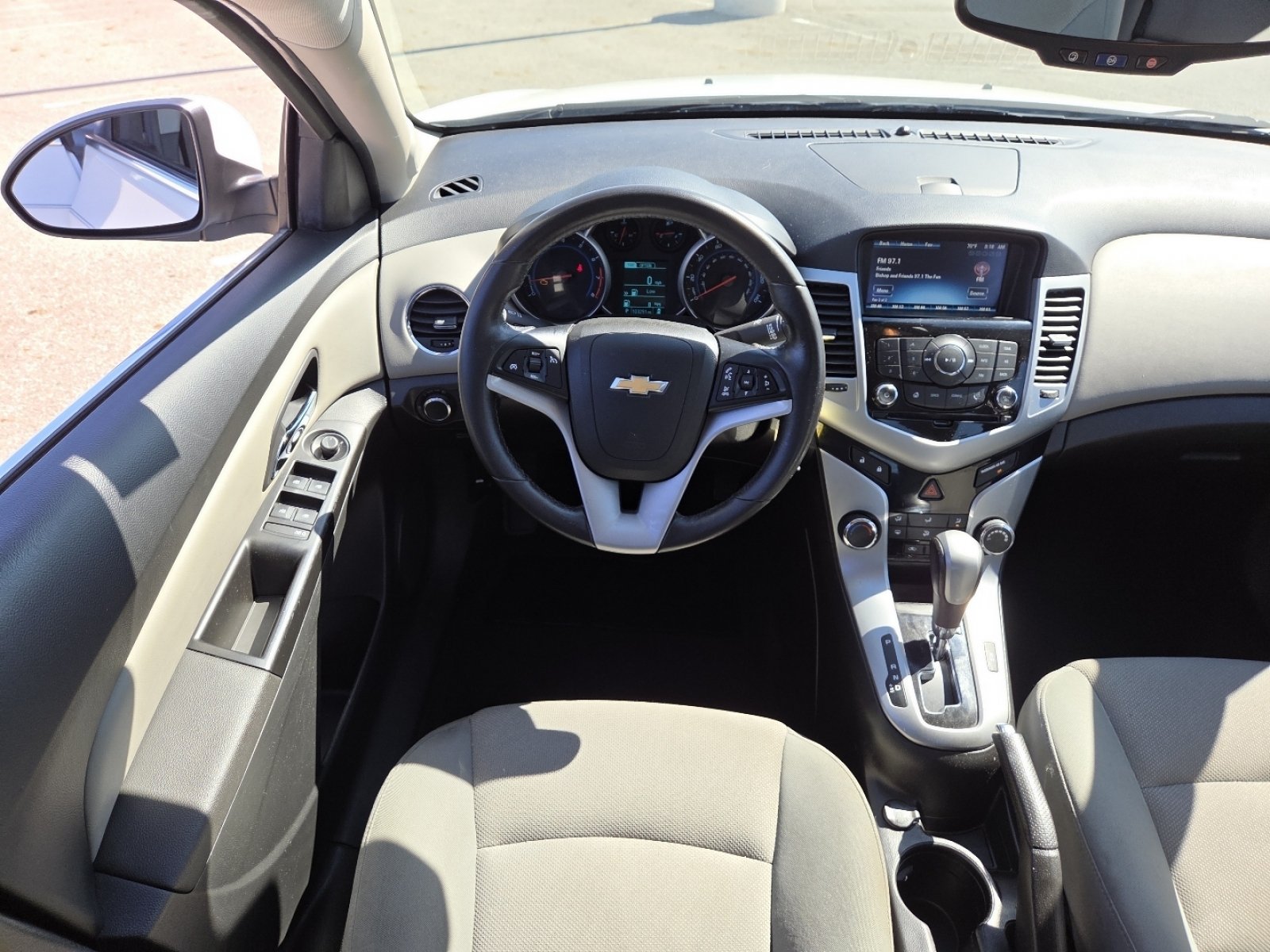 Used 2014 Chevrolet Cruze LT FWD image 22